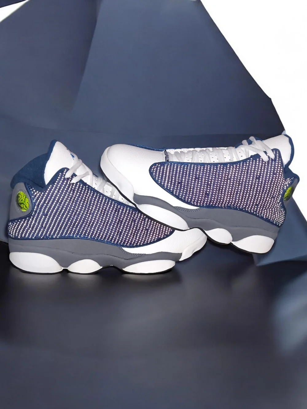 Men's Navy & White Jordan 13 Retro Basketball Sneakers